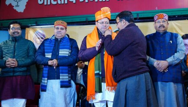 विधानसभा में समान नागरिक संहिता विधेयक हुआ पास, अध्यक्ष राज्य गो सेवा आयोग डॉ. पंडित राजेन्द्र अंथवाल ने मुख्यमंत्री पुष्कर सिंह धामी एवं उत्तराखंड सरकार का किया आभार व्यक्त