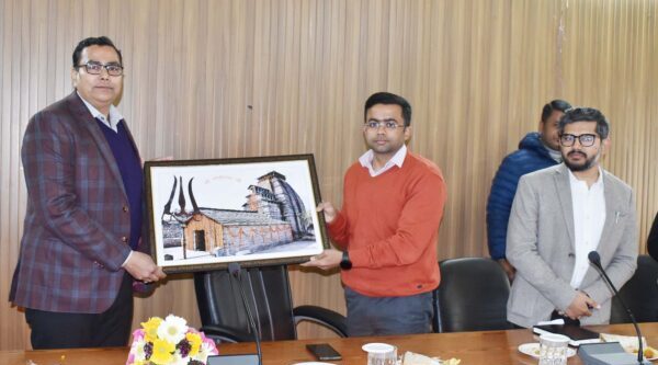 एडीएम चमोली डॉ. अभिषेक त्रिपाठी के सीडीओ टिहरी के पद पर पदोन्नत एवं स्थानांतरित होने पर दी विदाई