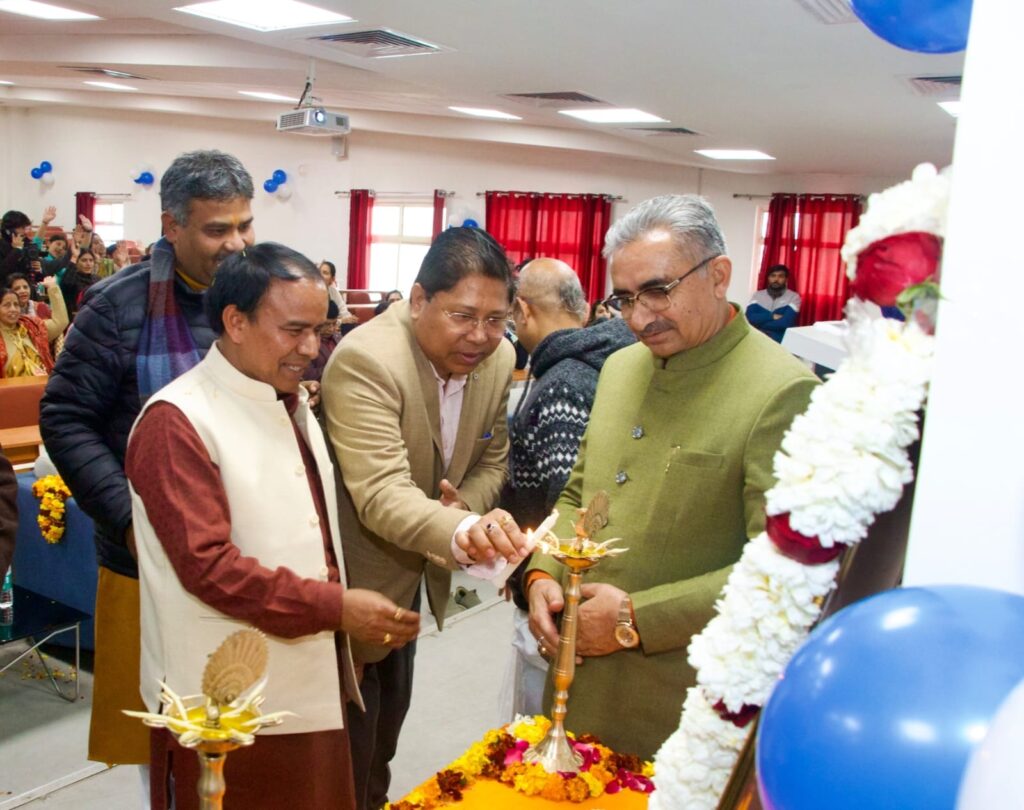 दून अस्पताल में मरीजों व तीमारदारों को मुफ्त भोजन देगा इस्कॉन, स्वास्थ्य मंत्री डॉ. धन सिंह रावत ने किया इस्कॉन रसोई का शुभारंभ, कहा – फ़ूड फ़ॉर लाइफ इस्कॉन की अनुकरणीय पहल