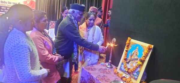 आशा कार्यकत्रियों को किया सम्मानित