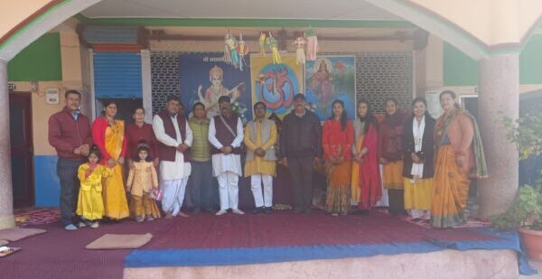 बसंत पंचमी पर कन्या पाठशाला इंटर कॉलेज रुड़की में कार्यक्रम आयोजित