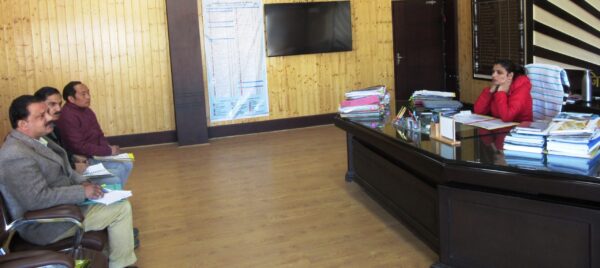 डीएम अनुराधा पाल की स्वरोजगार की दिशा में अभिनव पहल, जिले में पहला आँचल कैफे खुलने की कवायद तेज, जोरों पर तैयारियां