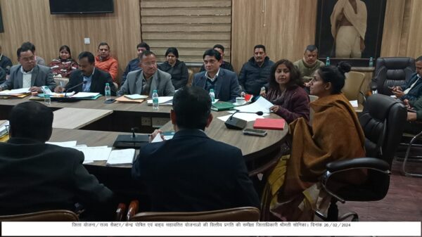 डीएम सोनिका की अध्यक्षता में विभिन्न योजनाओं की वित्तीय प्रगति की समीक्षा बैठक आयोजित, दिए आवश्यक दिशा निर्देश