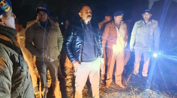 देहरादून : हथियारबंद लुटेरों पर भारी पड़ा सर्राफा व्यापारी का साहस, मुठभेड़ में दो बदमाशों को लगी गोली