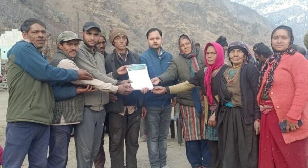 चमोली : जिले के कई गांवो से उठ रही चुनाव बहिष्कार की आवाज, कहीं सड़क तो कहीं पुल की हो रही मांग
