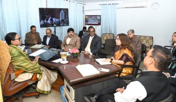 मुख्य सचिव राधा रतूड़ी ने ली हाउस ऑफ हिमालया तथा मिलेट मिशन की महत्वपूर्ण बैठक, मोटे अनाज के उत्पादन के लिए जारी किये ये निर्देश …..