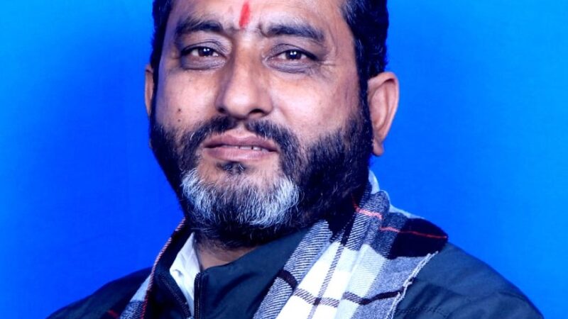 संघर्ष के दौर में स्वार्थ की राजनीति करने वाले छोड़ रहे पार्टी का साथ – जुगरान