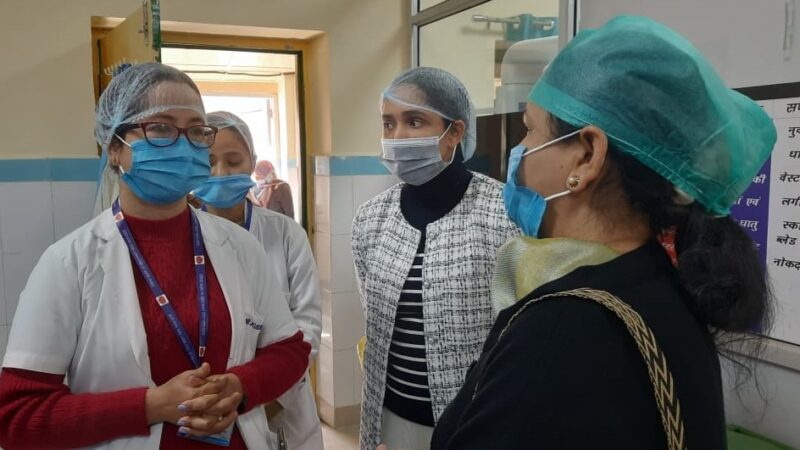 नेशनल हेल्थ सिस्टम रिसोर्स सेंटर की टीम ने जिला चिकित्सालय का किया निरीक्षण