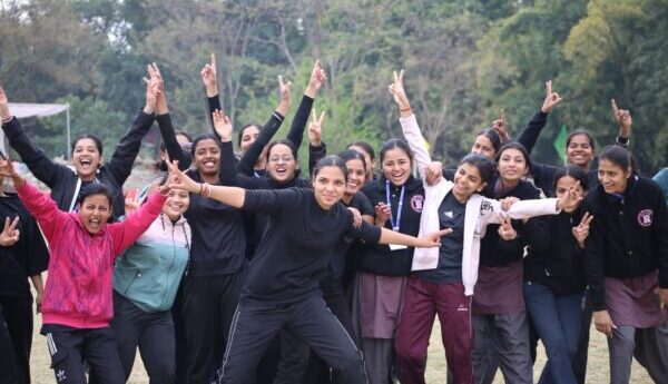 श्री गुरु राम राय विश्वविद्यालय खेलोत्सव : SGRRU क्रिकेट फाइनल में मेडिकल व नर्सिंग की टीमें चमकीं;  रस्साकशी, टेबल टेनिस, वालीबाॅल, बैडमिंटन एवं क्रिकेट प्रतियोगिताओं के नाम रहा छठवा दिन