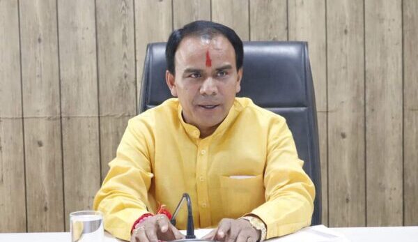 सूबे के मेडिकल कॉलेजों को शीघ्र मिलेंगे 20 असिस्टेंट प्रोफेसर, चिकित्सा सेवा चयन बोर्ड की प्रतीक्षा सूची से हुआ चयन, कैबिनेट मंत्री डॉ. धन सिंह रावत ने दी तैनाती की मंजूरी