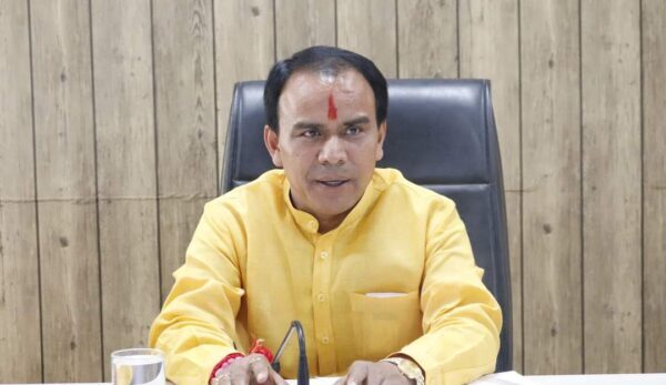 स्वास्थ्य विभाग को शीघ्र मिलेंगे 361 सीएचओ – कैबिनेट मंत्री डॉ. धन सिंह रावत