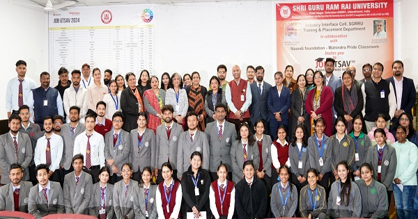 श्री गुरु राम राय विश्वविद्यालय के रोजगार मेले में छात्र-छात्राओं को मिले लाखों के जाॅब ऑफर, सैकड़ों छात्र-छात्राओं का कैंपस प्लेसमेंट, 25 नामचीन कंपनियां कैंपस प्लेसमेंट के लिए रोजगार मेले में पहुंची