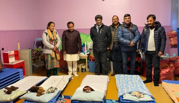 हेलसिंकी में शिक्षा मंत्री डॉ. धन सिंह रावत ने किया पिल्के डे केयर सेंटर का भ्रमण, इंटरनेशनल स्कूल ऑफ वान्ता में विभिन्न शैक्षिक गतिविधयों को भी जाना