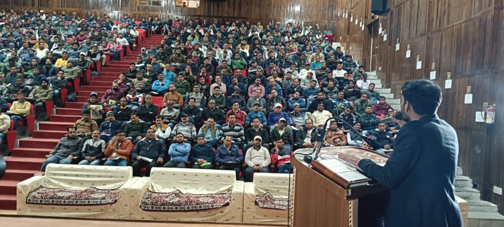 पौड़ी गढ़वाल : ईवीएम व वीवीपैट प्रशिक्षण से 09 अधिकारी रहे अनुपस्थित, कारण बताओ होगा नोटिस जारी