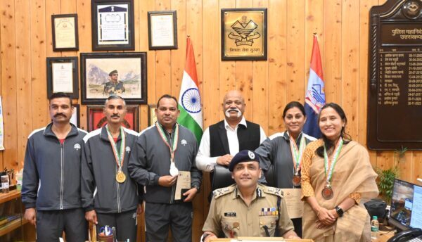 खिलाड़ी भविष्य में होने वाली प्रतियोगिताओं के लिए कड़ी मेहनत और लगन से करें अभ्यास – डीजीपी अभिनव कुमार
