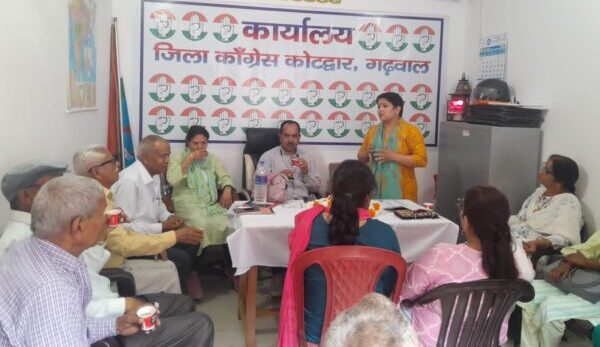कांग्रेस के कार्यवाहक जिलाध्यक्ष बनें बलवीर सिंह रावत