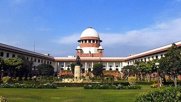 इलेक्टोरल बॉन्ड जानकारी में सुप्रीम कोर्ट सख्त, SBI को कल तक का टाइम