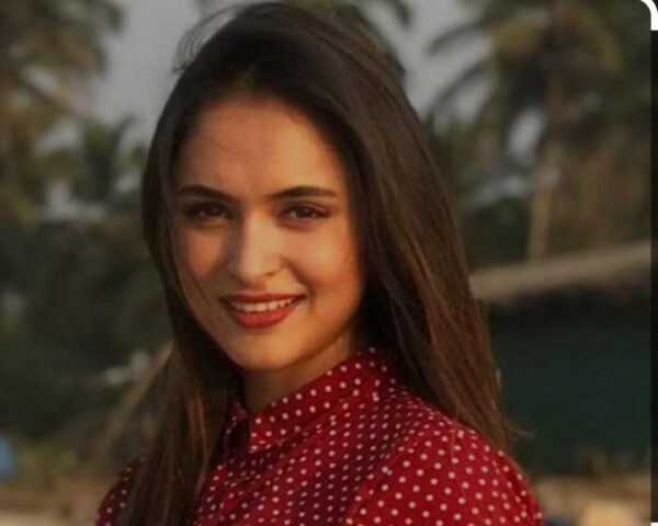 पूर्व कैबिनेट मंत्री डॉ. हरक सिंह रावत की बहू अनुकृति गुसाईं ने छोड़ी कांग्रेस