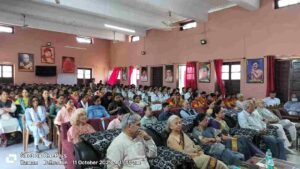 शाश्वत भारत ट्रस्ट द्वारा कन्या गुरुकुल महाविद्यालय, देहरादून के सहयोग से अंतरराष्ट्रीय बालिका दिवस के अवसर पर *सतर्क बेटी- सुरक्षित परिवार* विषय पर एक इंटरएक्टिव विचार गोष्ठी का आयोजन