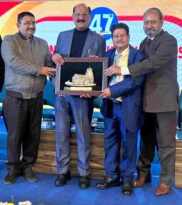 155 बार रक्तदान हेतु अनिल वर्मा “रक्तदान महर्षि उत्तराखंड गौरव सम्मान- 2025” से विभूषित,. विधानसभा अध्यक्ष ऋतु खंडूड़ी व पूर्व मुख्यमंत्री डॉ० नि:शंक ने किया सम्मानित