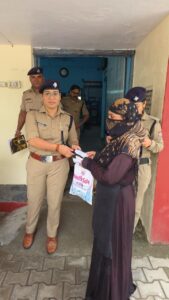खोये मोबाइल फ़ोन वापस लौटाकर बिखेरी चेहरों पर मुस्कान, गुम हुए 14 मोबाइल फोनों को सीईआईआर पोर्टल के माध्यम से दून पुलिस ने बरामद कर किया मोबाइल स्वामियों के सुपुर्द