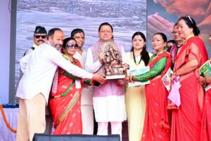 हरितालिका तीज उत्सव को सरकारी स्तर पर और अधिक भव्य रूप से आयोजित किया जाएगा : मुख्यमंत्री, उत्तराखण्ड की विकास यात्रा में गोर्खाली समाज का महत्वपूर्ण योगदान : मुख्यमंत्री